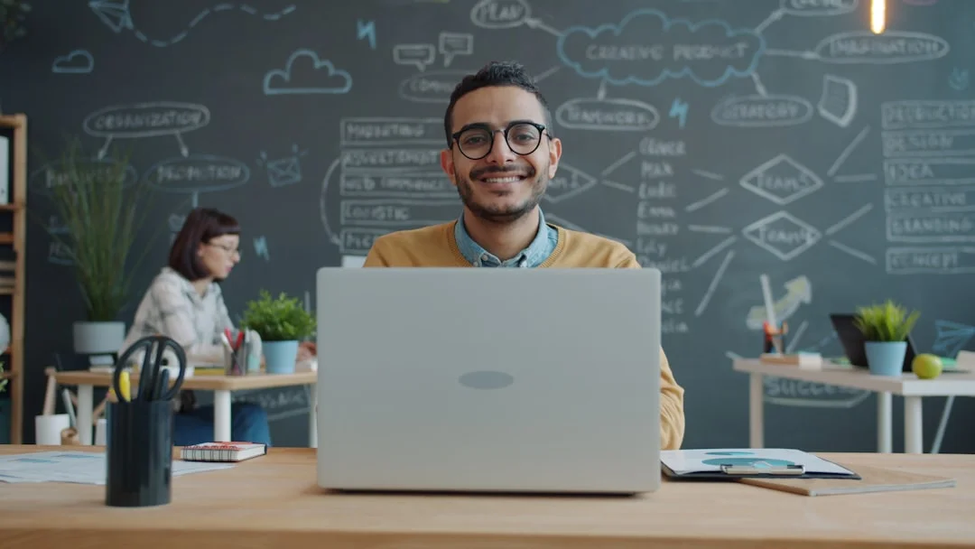 Aplikasi AI Customer Service Terbaik: Tingkatkan Kepuasan Pelanggan